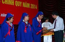 563 tân cử nhân Trường Đại học Khoa học Tự nhiên nhận bằng tốt nghiệp.